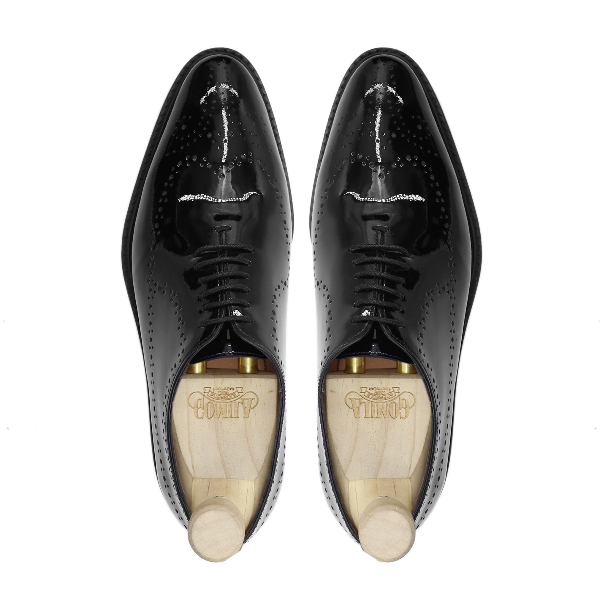 Neveah - Men's Black Patent Leather Wholceut Shoe